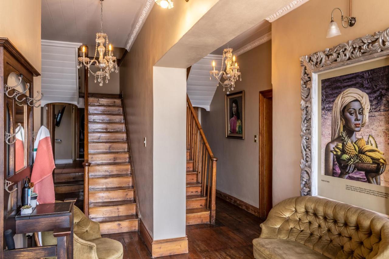 Sandstone Manor Мозел Бей Екстериор снимка